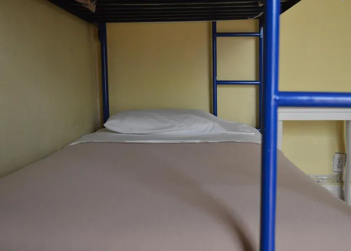 Hostel Home